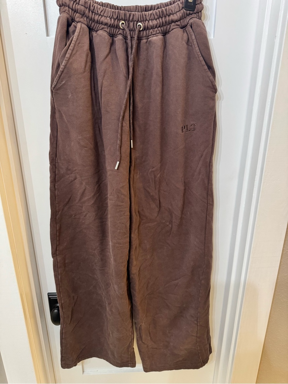 Pretty Little Thing Wide Leg Sweatpants